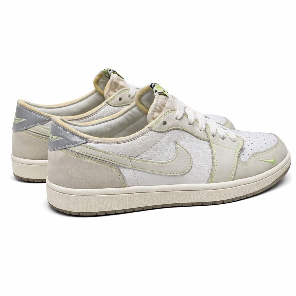 Nike Air Jordan 1 Low DM7837-103 White Grey Green Men’s Size 10 - Picture 3 of 7